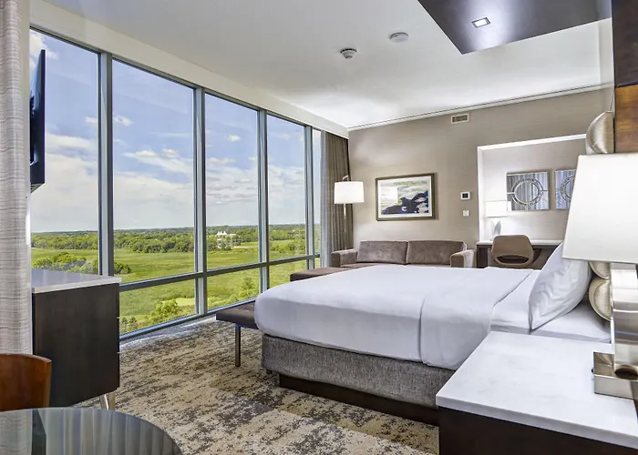 Mystic Lake Casino Hotel